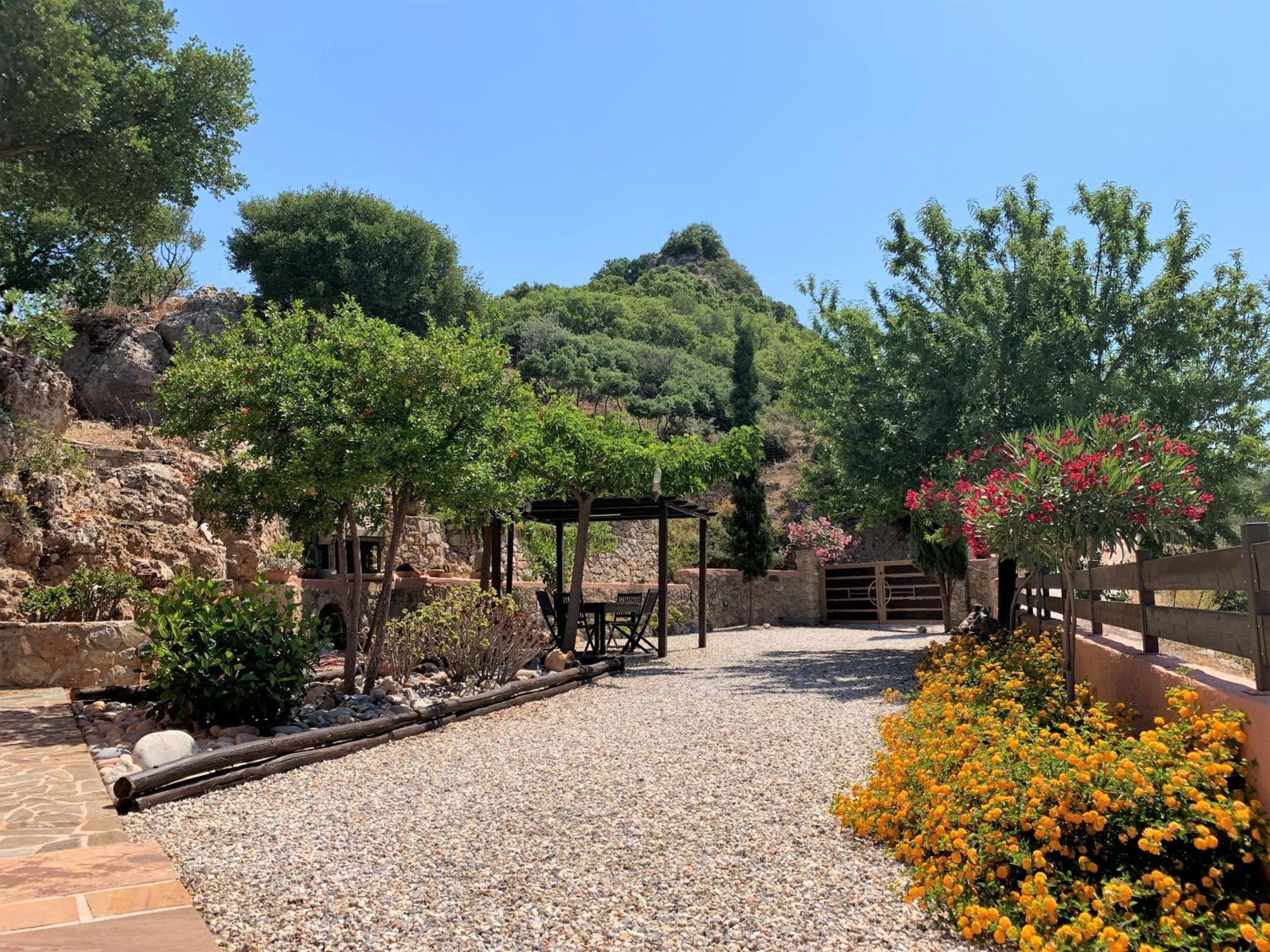 Archon Villa Pandeleimon Exterior foto